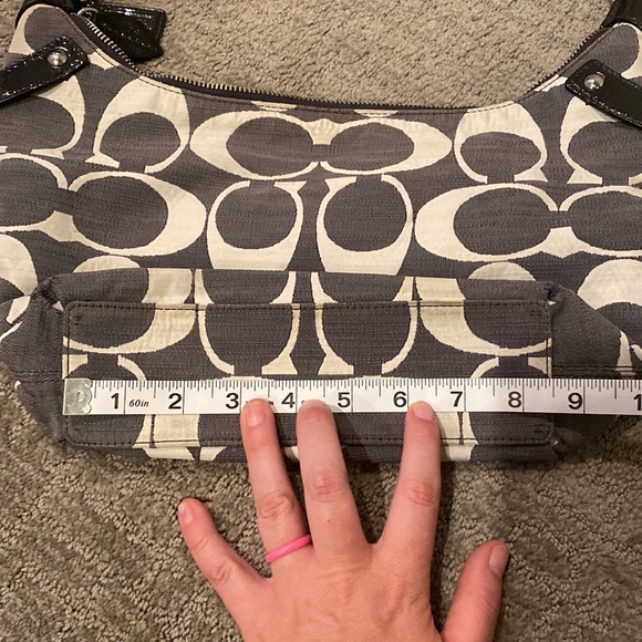 13291 Coach Penelope Shantung Signature bag - Picture 7 of 12